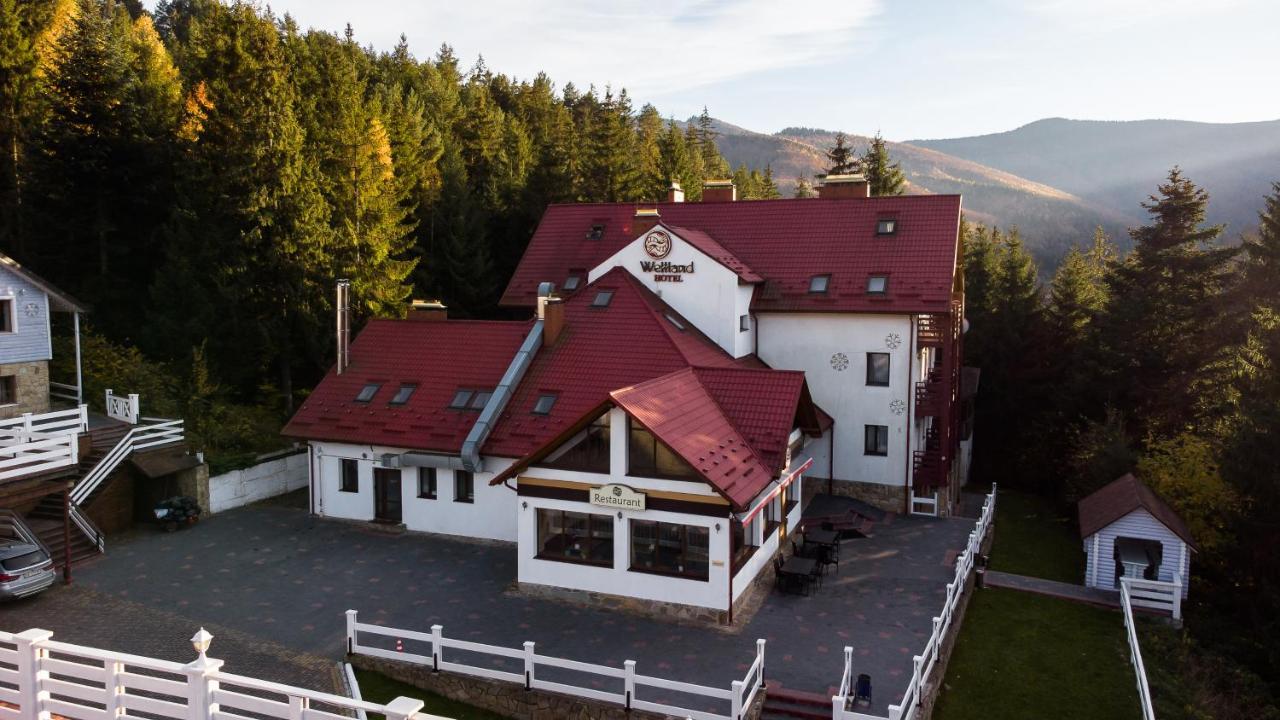 Wellland Hotel Jaremtsche Exterior foto
