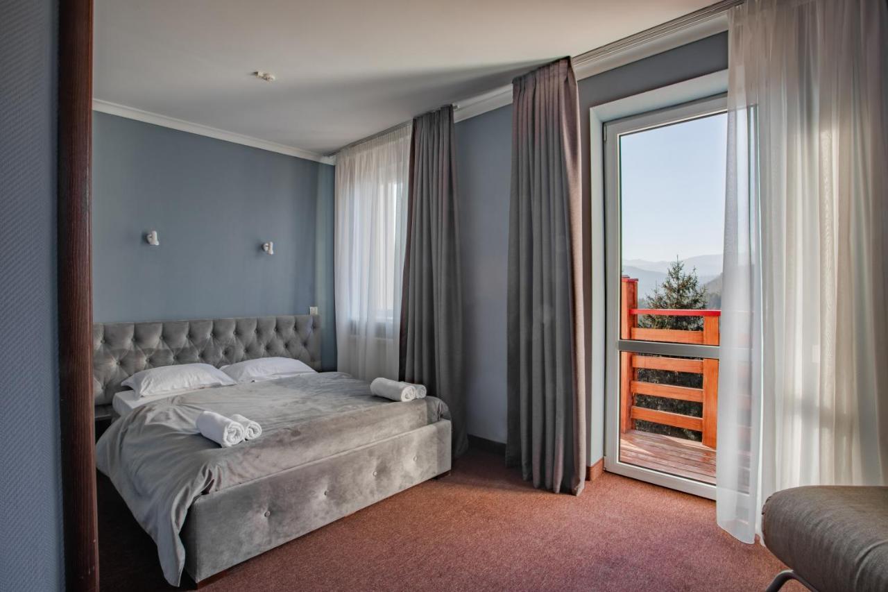 Wellland Hotel Jaremtsche Exterior foto
