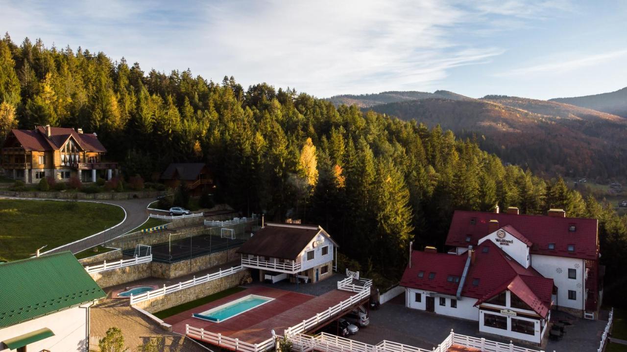 Wellland Hotel Jaremtsche Exterior foto